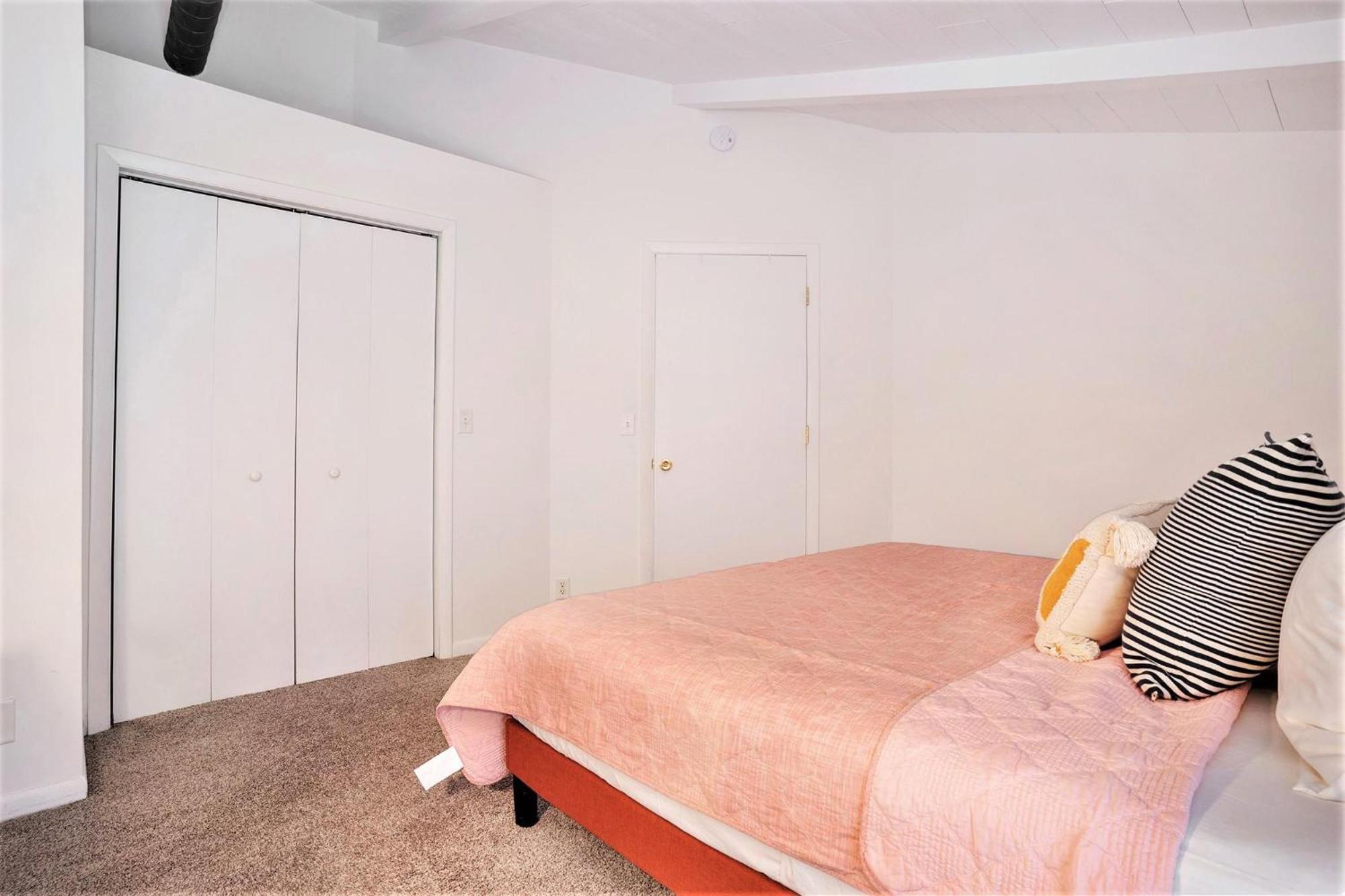 Riverside - Unit A Appartement