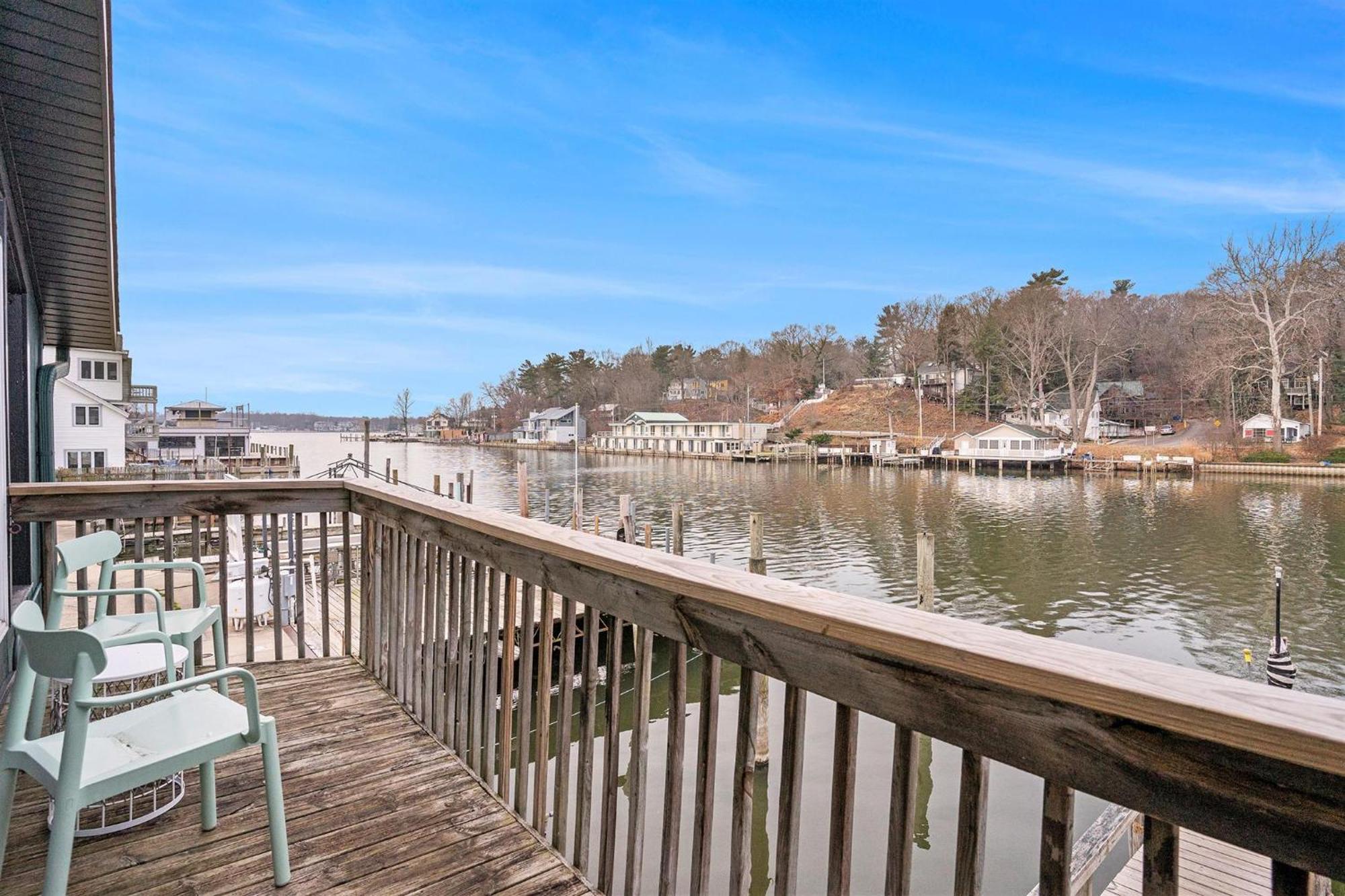 Riverside - Unit A * Saugatuck